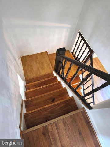 4672 WHITAKER PL, Woodbridge, VA 22193