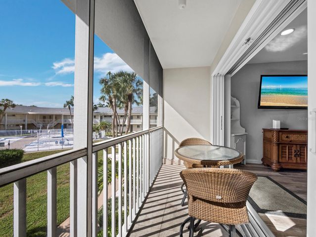 500 S WASHINGTON DRIVE 19B, Sarasota, FL 34236