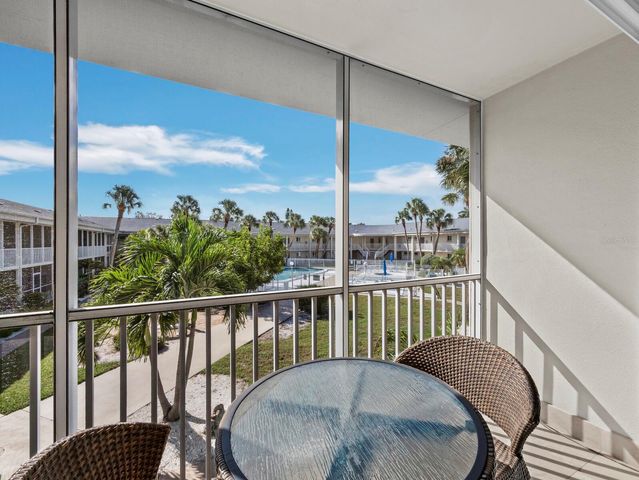 500 S WASHINGTON DRIVE 19B, Sarasota, FL 34236