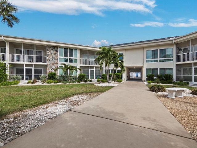 500 S WASHINGTON DRIVE 19B, Sarasota, FL 34236