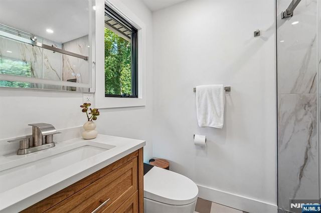45 Lake Road, Upper Saddle River, NJ 07458