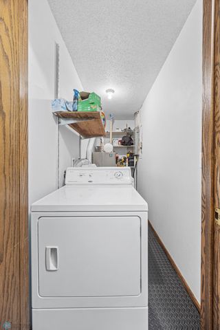 2350 20th Avenue S, Fargo, ND 58103
