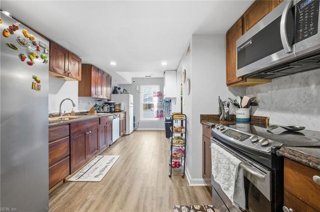 1545 Stonemoss CT, Virginia Beach, VA 23462