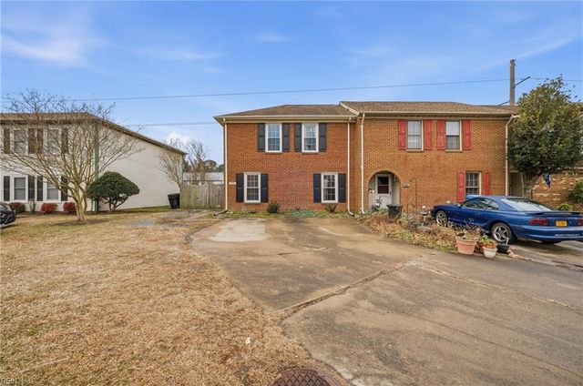 1545 Stonemoss CT, Virginia Beach, VA 23462