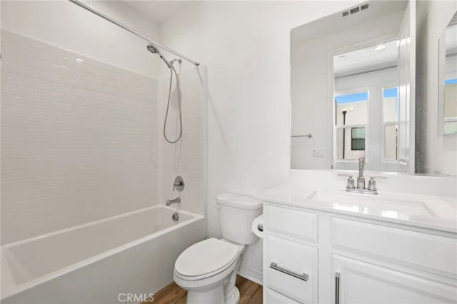 190 Sawbuck, Irvine, CA 92618