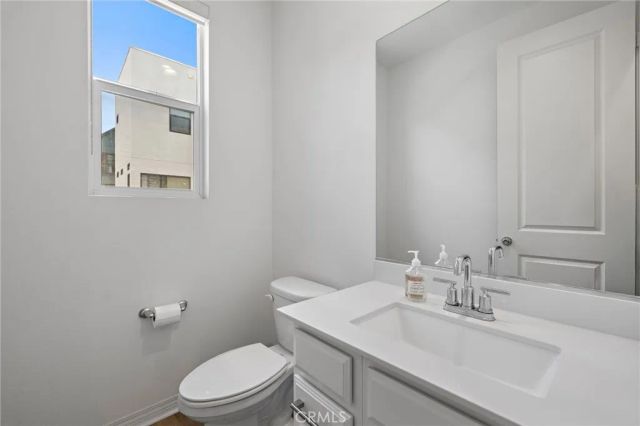 190 Sawbuck, Irvine, CA 92618