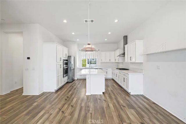 190 Sawbuck, Irvine, CA 92618