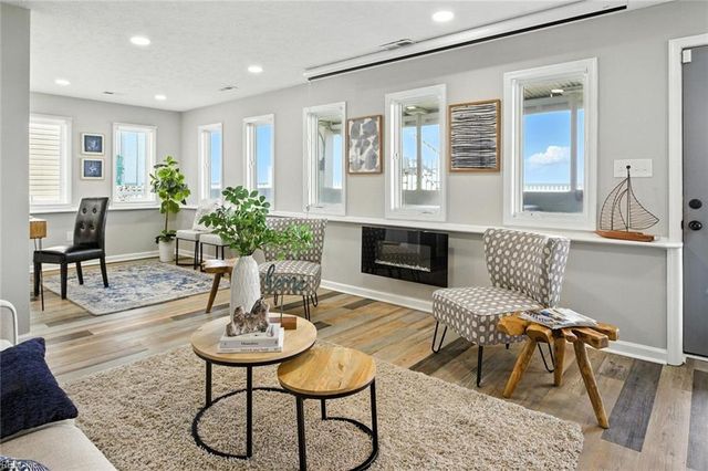 106 Lighthouse DR, Hampton, VA 23664