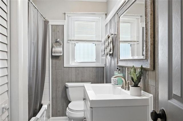 106 Lighthouse DR, Hampton, VA 23664