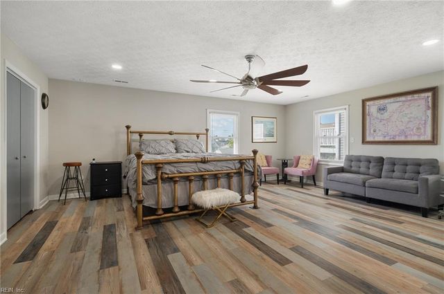 106 Lighthouse DR, Hampton, VA 23664