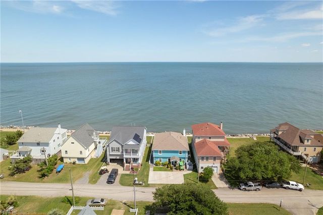 106 Lighthouse DR, Hampton, VA 23664