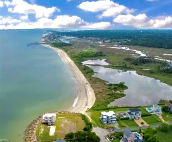 106 Lighthouse DR, Hampton, VA 23664