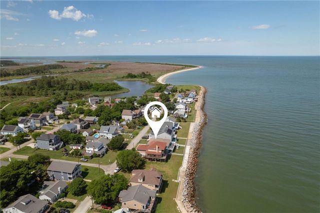 106 Lighthouse DR, Hampton, VA 23664