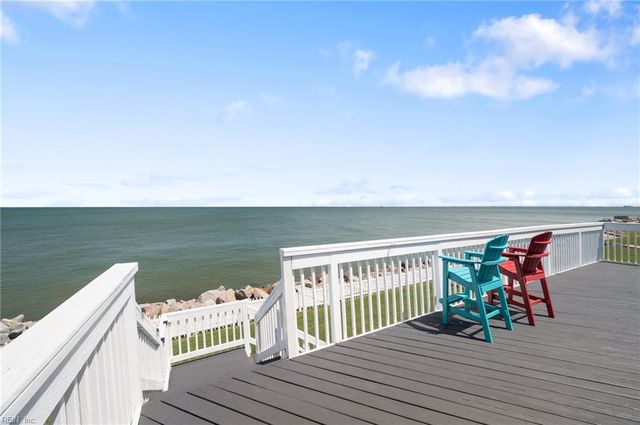 106 Lighthouse DR, Hampton, VA 23664