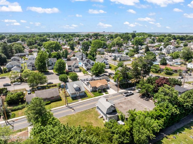 3 S Minnisink Avenue S, Sayreville, NJ 08872