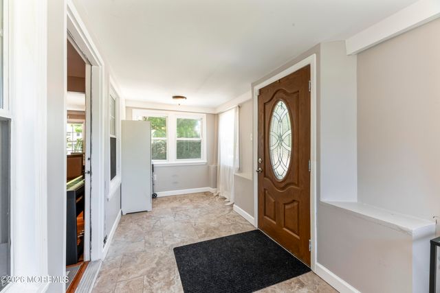 3 S Minnisink Avenue S, Sayreville, NJ 08872