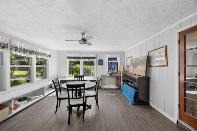 806 W 126th Court, Crown Point, IN 46307