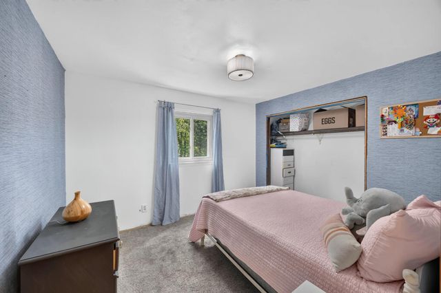 806 W 126th Court, Crown Point, IN 46307