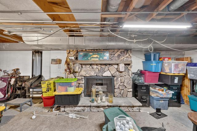 806 W 126th Court, Crown Point, IN 46307