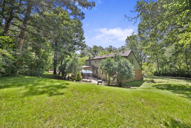 806 W 126th Court, Crown Point, IN 46307