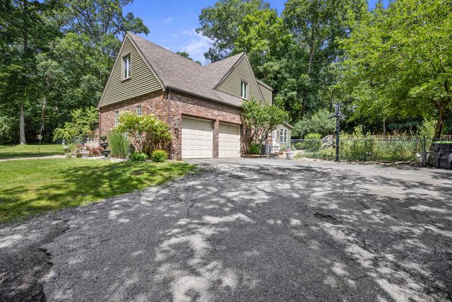 806 W 126th Court, Crown Point, IN 46307