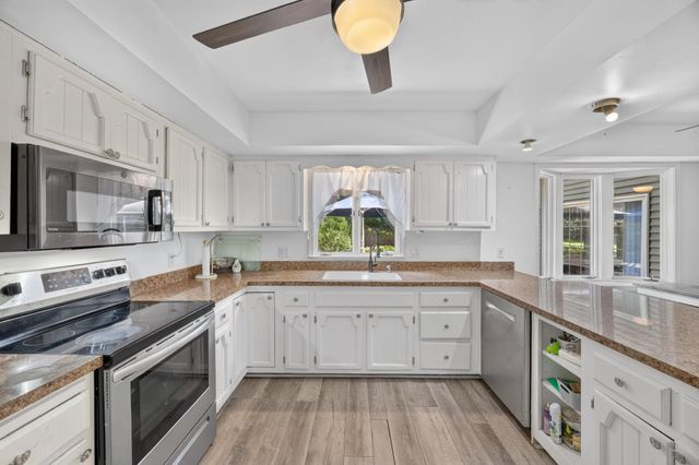 806 W 126th Court, Crown Point, IN 46307