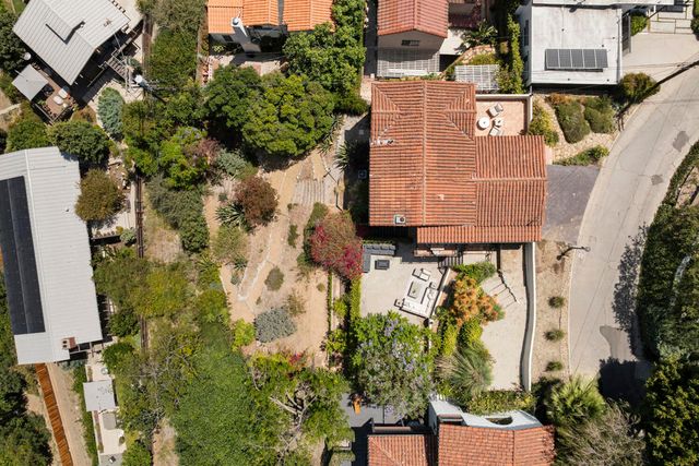3756 Clayton Avenue W, Los Angeles, CA 90027