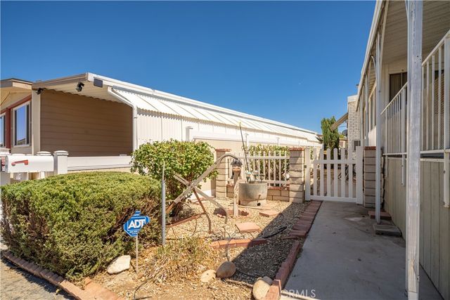 13393 Mariposa Road 169, Victorville, CA 92395