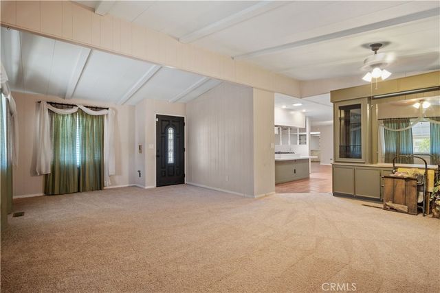 13393 Mariposa Road 169, Victorville, CA 92395