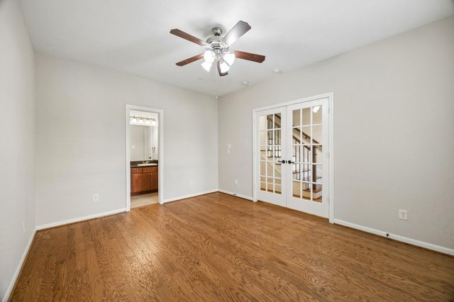 1046 W 23rd Street C, Houston, TX 77008