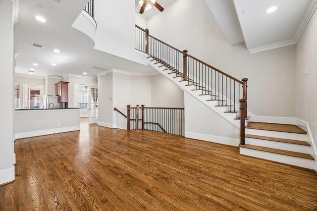 1046 W 23rd Street C, Houston, TX 77008