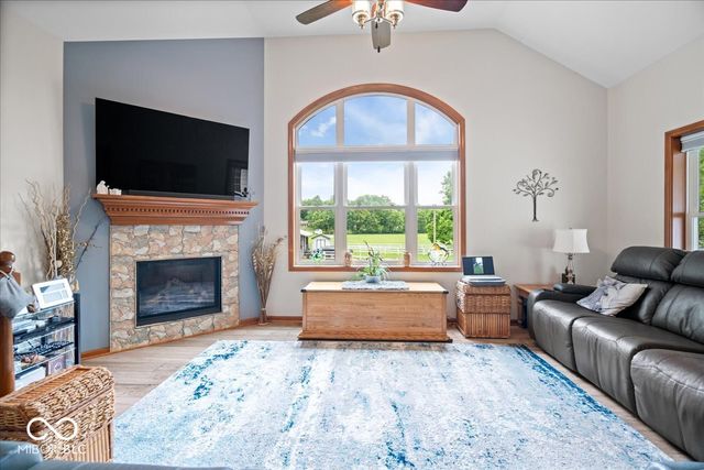 703 N Peterman Road, Greenwood, IN 46142