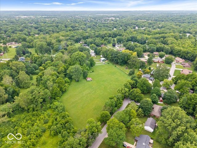 703 N Peterman Road, Greenwood, IN 46142