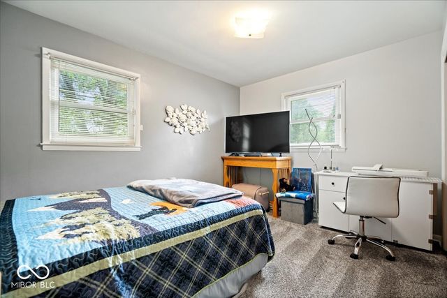 703 N Peterman Road, Greenwood, IN 46142