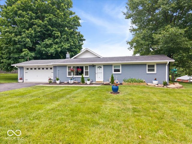 703 N Peterman Road, Greenwood, IN 46142