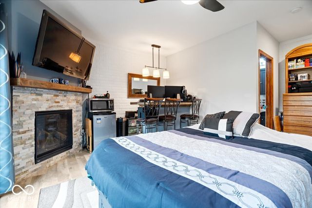 703 N Peterman Road, Greenwood, IN 46142