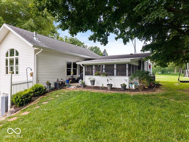 703 N Peterman Road, Greenwood, IN 46142