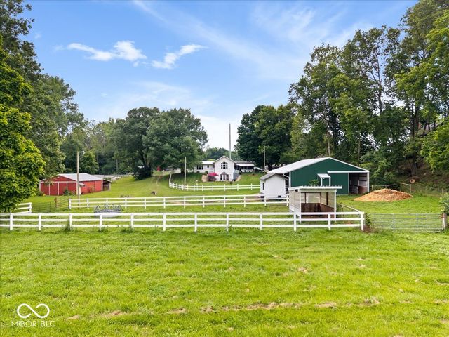 703 N Peterman Road, Greenwood, IN 46142
