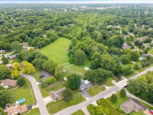 703 N Peterman Road, Greenwood, IN 46142