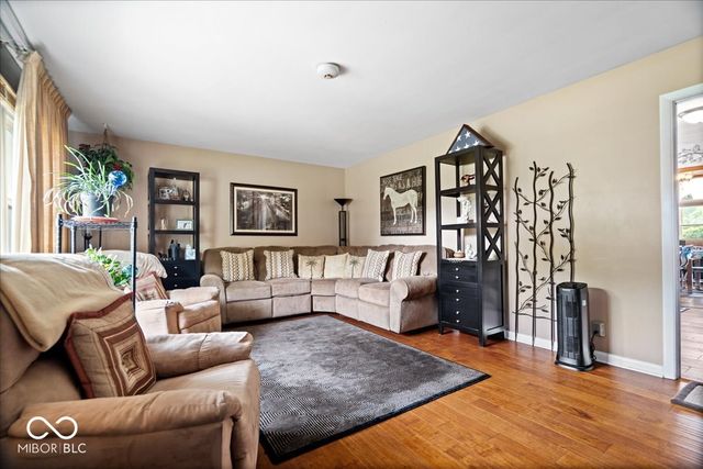 703 N Peterman Road, Greenwood, IN 46142