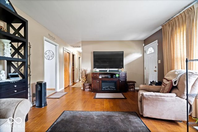 703 N Peterman Road, Greenwood, IN 46142
