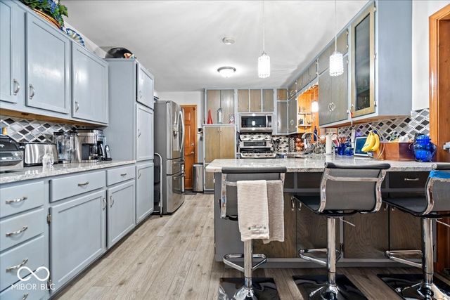 703 N Peterman Road, Greenwood, IN 46142