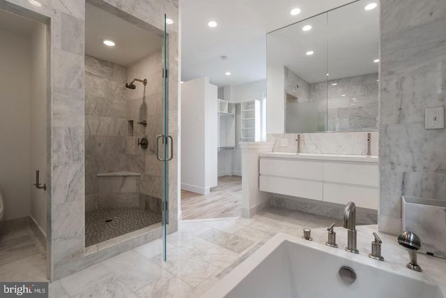 313 FULTON ST, Philadelphia, PA 19147