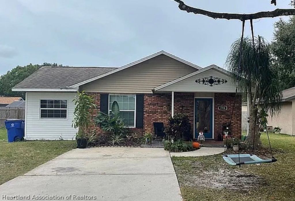 3914 Sebring Avenue, Sebring, FL 33875
