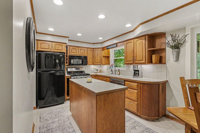 1695 Broadview Drive, Jenison, MI 49428