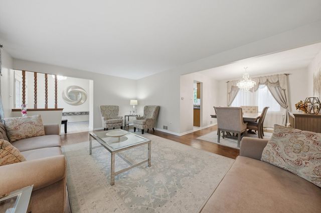 12025 Winchester Road, Orland Park, IL 60467