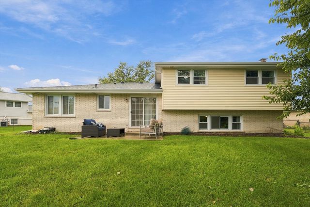 12025 Winchester Road, Orland Park, IL 60467