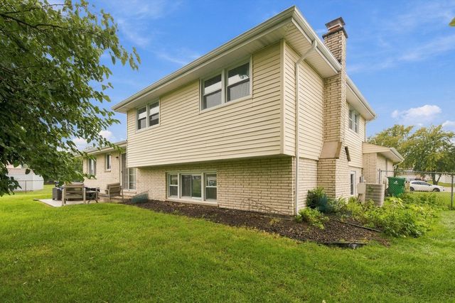 12025 Winchester Road, Orland Park, IL 60467
