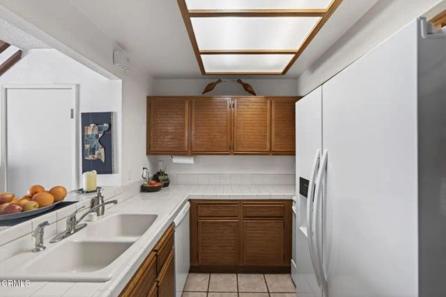 1230 Tivoli Lane 224, Simi Valley, CA 93065