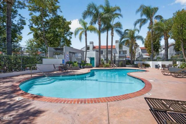1230 Tivoli Lane 224, Simi Valley, CA 93065